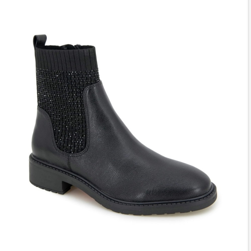 Brand NEW! Stylish Kenneth Cole Reaction Lambert Jewel Lug Sole Booties (Size 9)